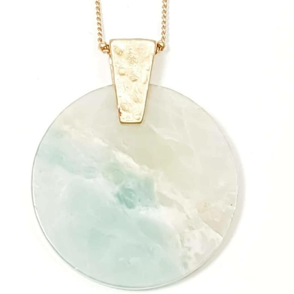 NEW- Amelia Necklace in Amazon - Picture 2 of 2